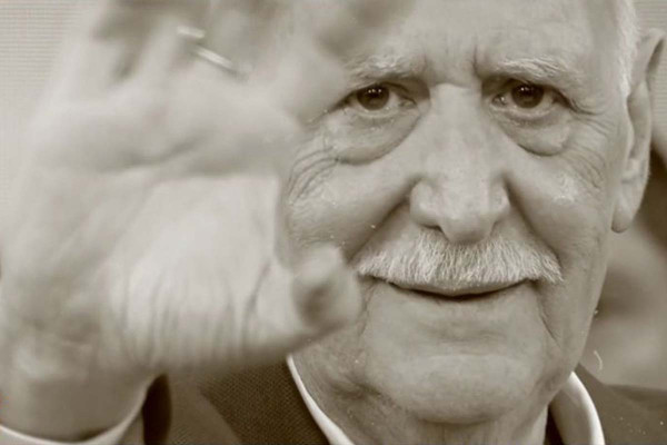 Ο Γιώργος Παπαδάκης έκλαψε στο φινάλε του «Καλημέρα Ελλάδα» μετά από 34 χρόνια: Ευχαριστώ που με κάνατε άνθρωπο της διπλανής πόρτας (upd)