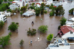 Σφοδρές πλημμύρες στην Αργεντινή: 6 νεκροί, πάνω από 1.000 ξεσπιτωμένοι - Κηρύχτηκε 3ήμερο εθνικό πένθος