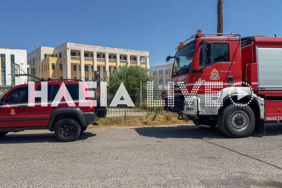 Πύργος: Φωτιά σε καλαμιές στην Αγ. Βαρβάρα - Ακούστηκε έκρηξη πριν