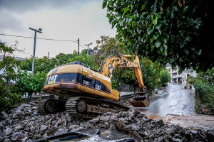 Στο έλεος της κακοκαιρίας η Κρήτη: «Κίνδυνος για ξαφνικές πλημμύρες και κατολισθήσεις»