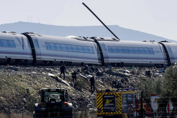 Επεισόδια στη Μαδρίτη στη σκιά της σιδηροδρομικής τραγωδίας