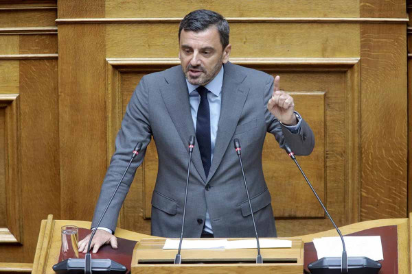 Μήνυμα Νικολακόπουλου στη σύσκεψη για τη διεκδίκηση πανεπιστημιακών σχολών