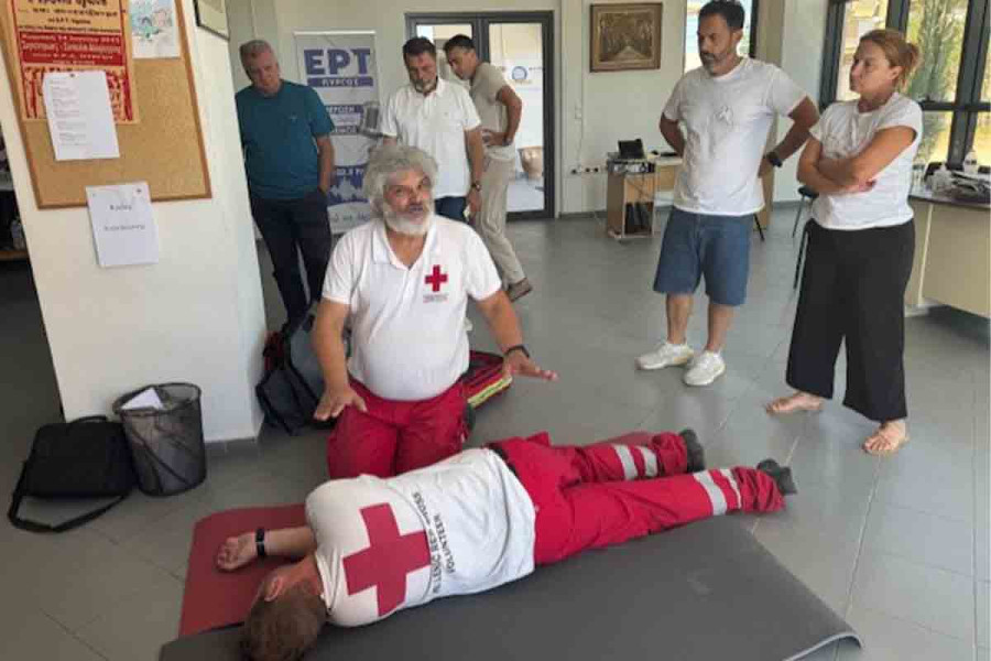 Ενημέρωση από τον Ερυθρό Σταυρό στους εργαζόμενους της ΕΡΤ Πύργου