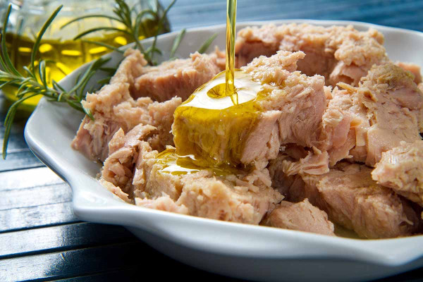 Τόνος σε κονσέρβα: Πόσο μπορούμε να τρώμε την εβδομάδα; Ανησυχίες για τον υδράργυρο
