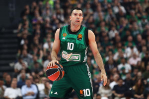 Παναθηναϊκός AKTOR: Χειρουργήθηκε ο Κώστας Σλούκας