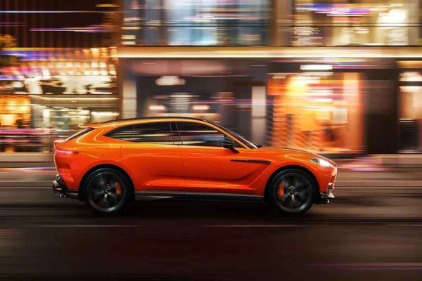 Ακόμα πιο ισχυρή η Aston Martin DBX 707