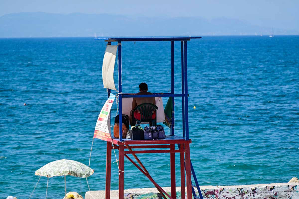 Από 1η Ιουνίου βγαίνουν στις παραλίες οι ναυαγοσώστες