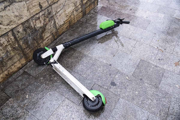 Πήρε εξιτήριο ο 17χρονος που είχε “καρφωθεί” με το πατίνι του πάνω σε άλογο, στην Κεφαλονιά
