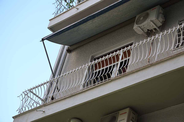 Φρίκη στην Κυψέλη: Βρήκαν κατεψυγμένο βρέφος στις αποσκευές οικογένειας