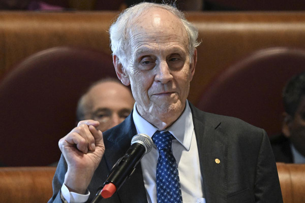 Ντέιβιντ Γκρος, Νόμπελ Φυσικής: «Οι πιθανότητες η ανθρωπότητα να ζήσει άλλα 50 χρόνια είναι μικρές»