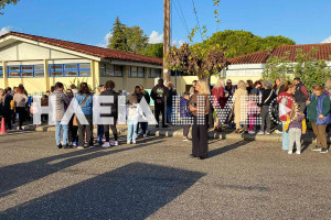 Καλλίκωμο: Κατάληψη μαθητών και γονέων στο δημοτικό σχολείο για την υποβάθμιση από 6θέσιο σε 4θέσιο