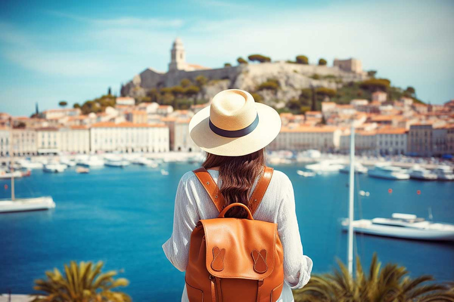 Από το έξυπνο ρολόι στα smart γυαλιά: Τα gadgets που αναβαθμίζουν την εμπειρία του ταξιδιού