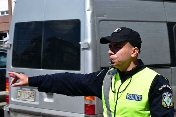 Νέος ΚΟΚ: Ποια είναι τα νέα όρια ταχύτητας - Τα πρόστιμα και οι κυρώσεις