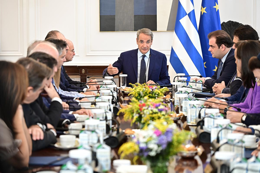 Μητσοτάκης: Αυξάνεται στα 15 λεπτά η επιδότηση στο πετρέλαιο κίνησης - Κάτω από 1,75 το θέρμανσης