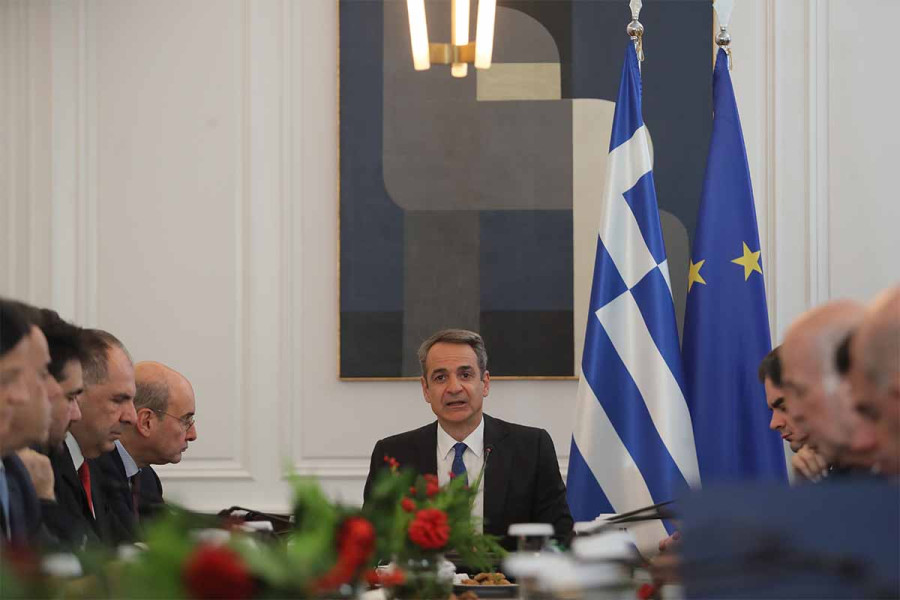 Μητσοτάκης στο υπουργικό για αγρότες: Δεν υποκύπτουμε σε εκβιασμούς - Θα συζητάμε όπου χρειάζεται