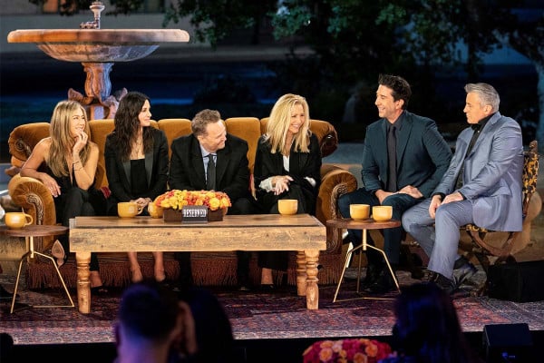 Η Κόρτνεϊ Κοξ για τα γυρίσματα του «Friends» – «Αγκαλιάζαμε ο ένας τον άλλον»