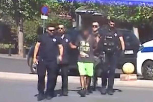 Αιγάλεω: Μέλος του ISIS δηλώνει ο 32χρονος που επιτέθηκε σε τρεις γυναίκες και προκάλεσε εμπρησμούς