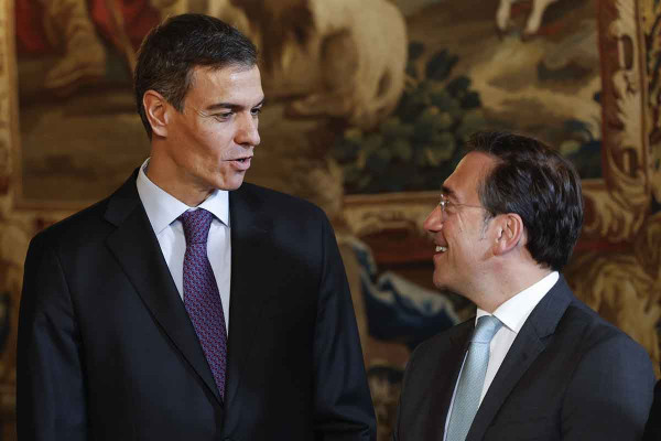 «Βόμβα» από το Reuters: E-mail στο Πεντάγωνο για αναστολή συμμετοχής της Ισπανίας στο ΝΑΤΟ