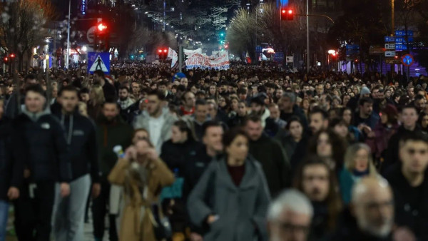 Προσαγωγή πολυτραυματία των Τεμπών σε διαδήλωση στη Θεσσαλονίκη - Η ανάρτησή του