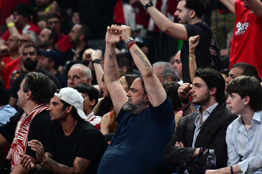 Έτσι ξεκίνησε το επεισόδιο ανάμεσα σε Μαρινάκη και Δημητριάδη (Bίντεο)