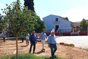 Αυτοψία Χριστοδουλόπουλου στο έργο διαμόρφωσης της νέας εισόδου του 3ου Δημοτικού Σχολείου Αμαλιάδας