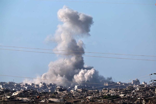 ΠΟΥ: Φονικός συνδυασμός από ασθένειες, τραυματισμούς και πείνα στη Γάζα, στη σκιά της εκεχειρίας