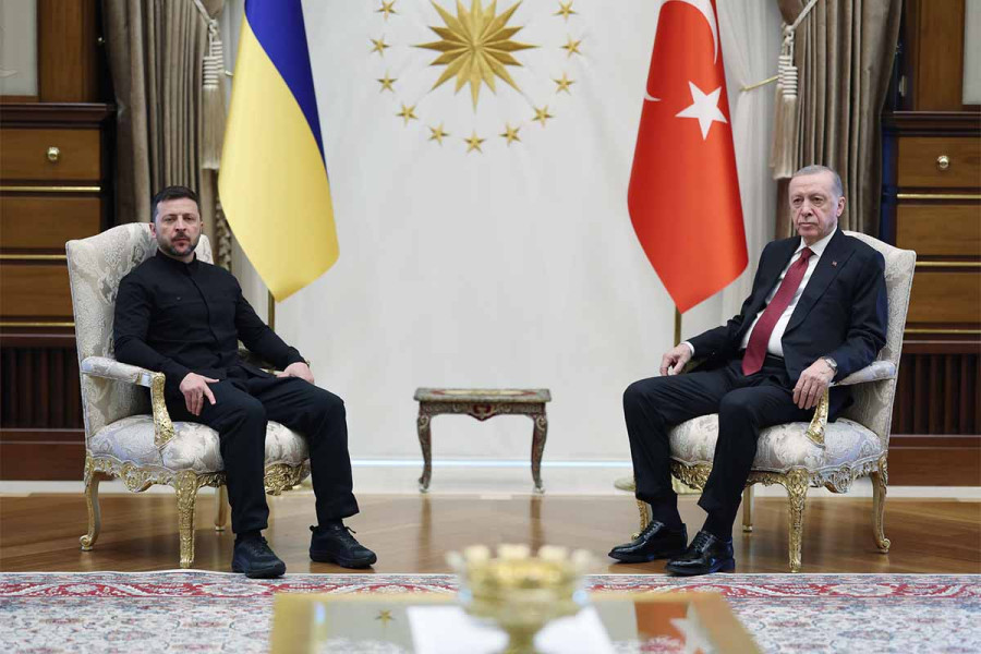 Ερντογάν σε Ζελένσκι: Η Τουρκία θα συνεχίσει να συμβάλλει στην ασφάλεια της Ουκρανίας