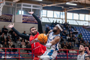 Κόροιβος για φίλημα 96-84 τον Πανερυθραϊκό