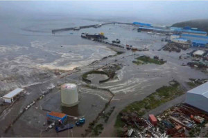 Σεισμός 8,8 Ρίχτερ στη Ρωσία: Στη Χαβάη και την Αλάσκα τα πρώτα κύματα τσουνάμι - Συναγερμός σε όλο τον Ειρηνικό (upd)