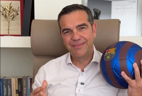 Ο Τσίπρας ανακοίνωσε τα δύο χρώματα του νέου κόμματος - Το βίντεο που ανέβασε