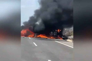 Εγνατία Οδός: Το φορτηγό έπεσε πάνω στα δύο ΙΧ – Πώς έγινε το σοκαριστικό τροχαίο με τους τρεις νεκρούς