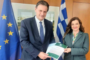 Αυγερινοπούλου: Συνάντηση με τον Υπουργό Περιβάλλοντος και Ενέργειας, κ. Θ. Σκυλακάκη