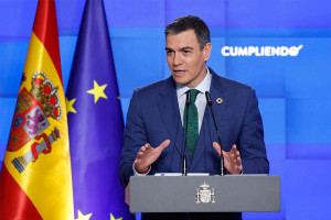 Ο Σάντσεθ απαντά στον Τραμπ: Δεν πτοούμαστε από τις αμερικανικές απειλές, λέμε «όχι» στον πόλεμο