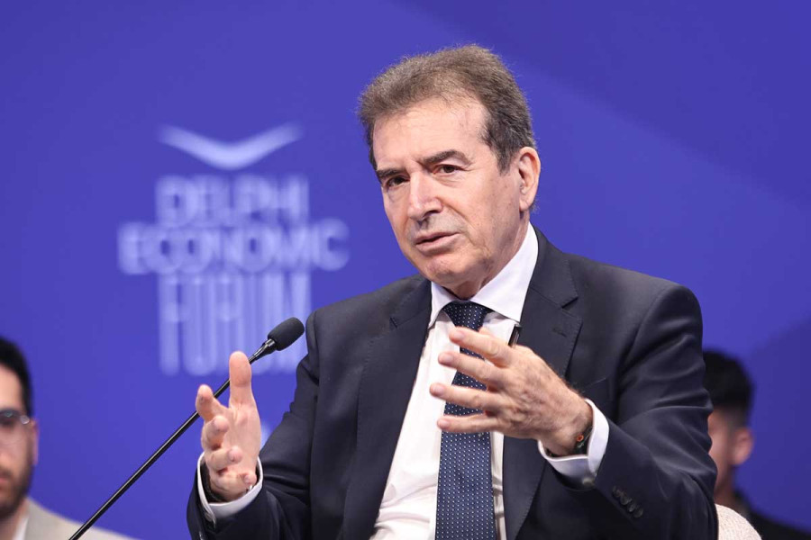 Χρυσοχοΐδης για πατίνια: «Πάμε σε πλήρη απαγόρευση για ανηλίκους - Υποχρεωτική ασφάλιση»