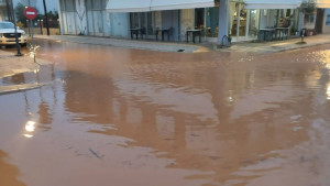 Η κακοκαιρία έπληξε τα ξημερώματα το Δήμο Ανδραβίδας - Κυλλήνης (photos &amp; video)