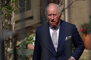 Ραδιοφωνικός σταθμός μετέδωσε κατά λάθος την είδηση του θανάτου του βασιλιά Καρόλου