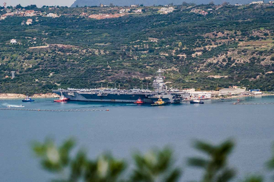 Στη Σούδα το αεροπλανοφόρο «Charles de Gaulle»