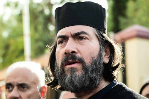 Η εισαγγελέας ζητά την ενοχή του πατέρα Αντωνίου για σωματικές κακοποιήσεις παιδιών: «Δεν γίνεται να μην ήξερε, όλα περνούσαν από το χέρι του» (upd)