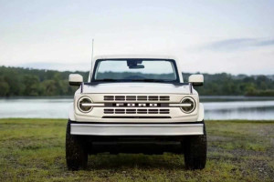 Το ξεχωριστό Ford Bronco Roadster Concept