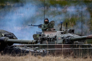 Μπορεί η Ευρώπη να υποκαταστήσει το ΝΑΤΟ; Το «βαρύ» οικονομικό κόστος, πού θα βρει τα κονδύλια, πόσους στρατιώτες θα χρειαστεί
