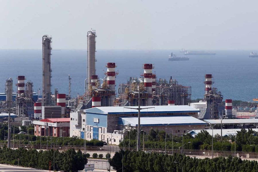 Γιατί το χτύπημα στο γιγαντιαίο κοίτασμα φυσικού αερίου «South Pars» αλλάζει τον πόλεμο στη Μ. Ανατολή