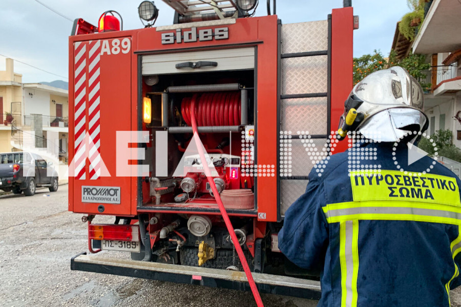 Πρωτοφανές: Στην Κερατέα κάλεσαν την Πυροσβεστική για φωτιά και με το που έφτασαν τους επιτέθηκαν με πέτρες