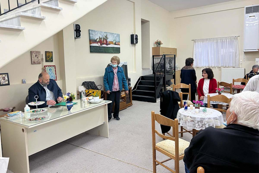 Δήμος Αρχ. Ολυμπίας: Ενημέρωση στο ΚΑΠΗ για τις απάτες σε ηλικιωμένους
