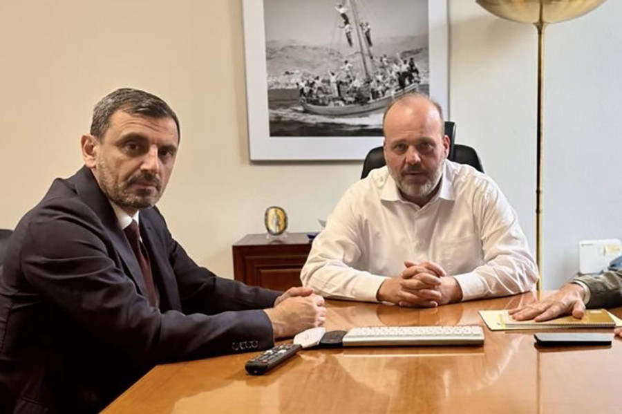 Επικοινωνία Ανδρέα Νικολακόπουλου με υπουργό και γεν. γραμματέα Υπουργείου Αγροτικής Ανάπτυξης και Τροφίμων.