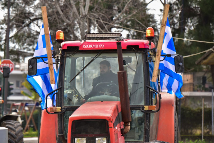 Κοζάνη: Συμβολικό κλείσιμο δρόμων από αγρότες στη Δυτική Μακεδονία