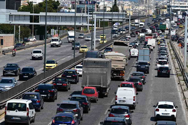 Τέλη κυκλοφορίας: Έρχονται προειδοποιητικά «ραβασάκια» για οφειλές του 2021