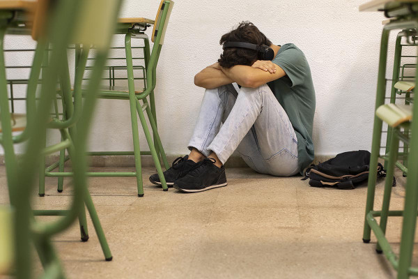 Τρεις συλλήψεις ανηλίκων για bullying στο Μεσολόγγι