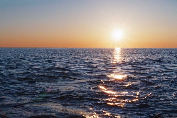 Πορτογαλία: Η θάλασσα «έβρασε» στους 25,1°C - «Καμπανάκι» από το Πολεμικό Ναυτικό