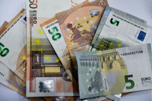 «Ψηφίστε για το νέο ευρώ»: Αυτή τη μορφή θα έχουν τα νέα χαρτονομίσματα