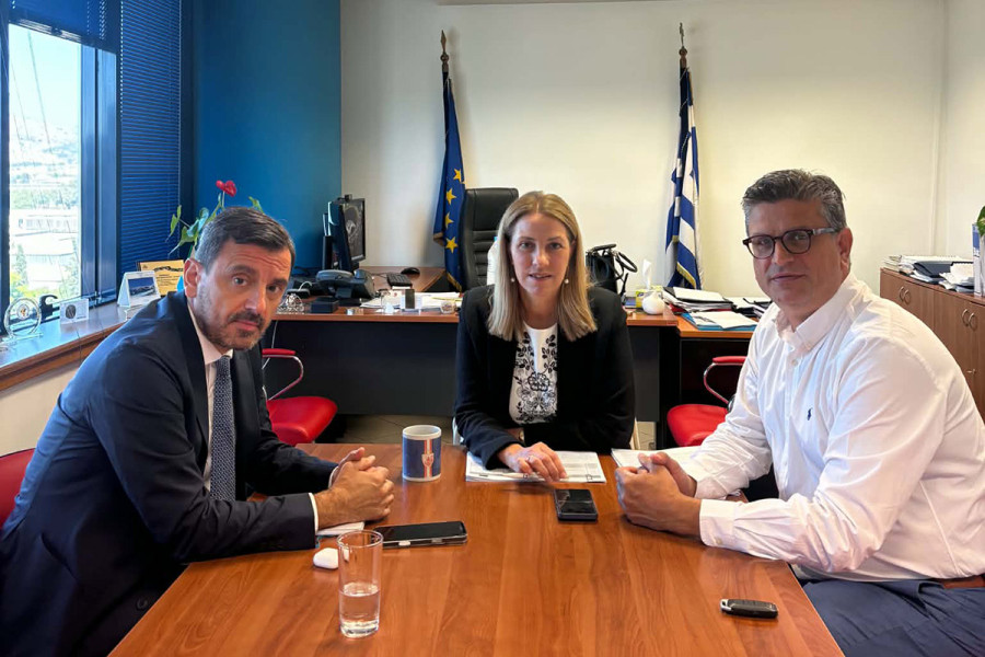 Συνάντηση Γιάννη Λέντζα με την Γ.Γ. Ενωσιακών Πόρων και Υποδομών του ΥΠΑΑΤ